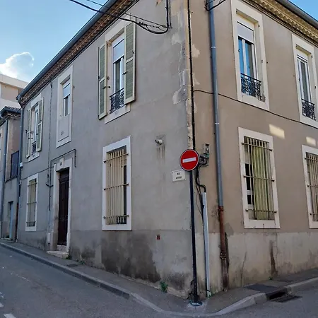 Spacieux 4 , Clim Au Coeur De Maisoncarreeconciergerie * Nimes