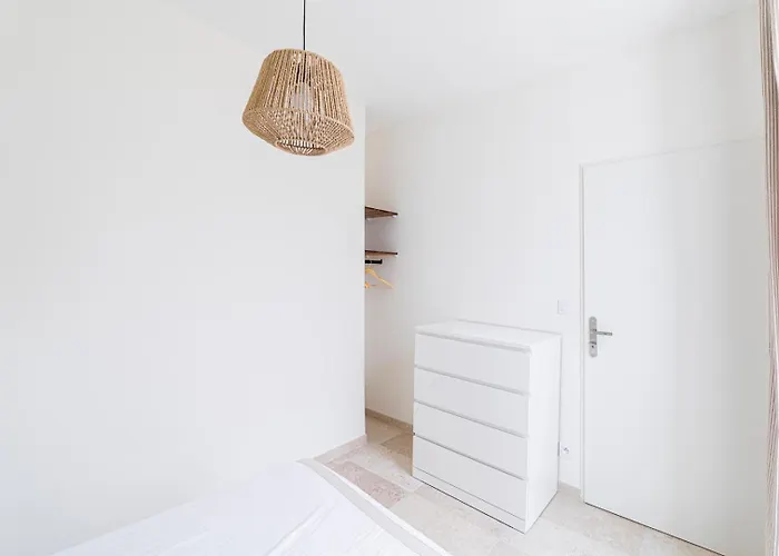 Spacieux 4 , Clim Au Cœur De Appartement Nîmes